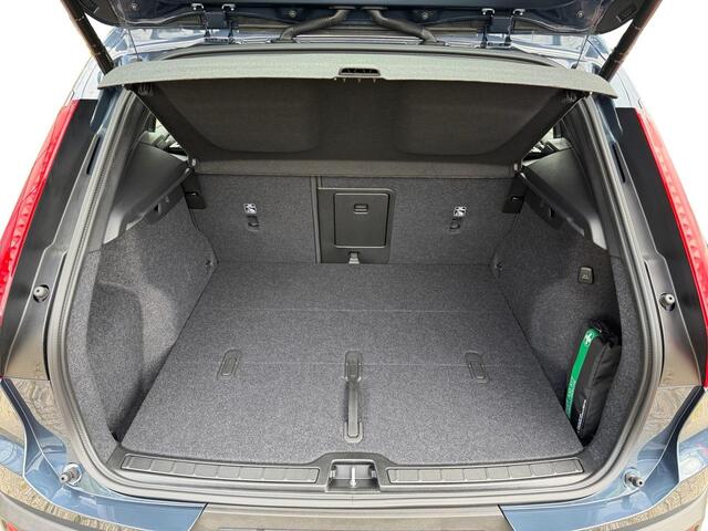 Volvo XC40 2.0 B4 Plus Dark l Schuif/Kantel dak l