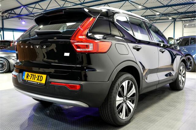 Volvo XC40 1.5 T5 Plug-in Hybrid 193kW/262pk DCT7 Ultimate Bright FACELIFT! PANORAMADAK + HARMAN/KARDON + ADAPT.CRUISE + PILOT ASSIST + NAVI SENSUS + BLIS + LANE ASSIST + EL.STOELEN + STOEL-&STUURVERWARMING + CAMERA + KEYLESS + PARKSENSOREN V&A + 19" LM-VELGEN!! – foto 7