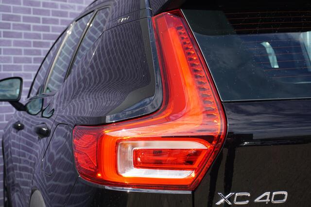 Volvo XC40 Recharge P8 AWD R-Design | Trekhaak | Adaptieve cruise control | vierwiel aandrijving | Google | Stoel + stuur verwarming | elektrische achterklep | – foto 9