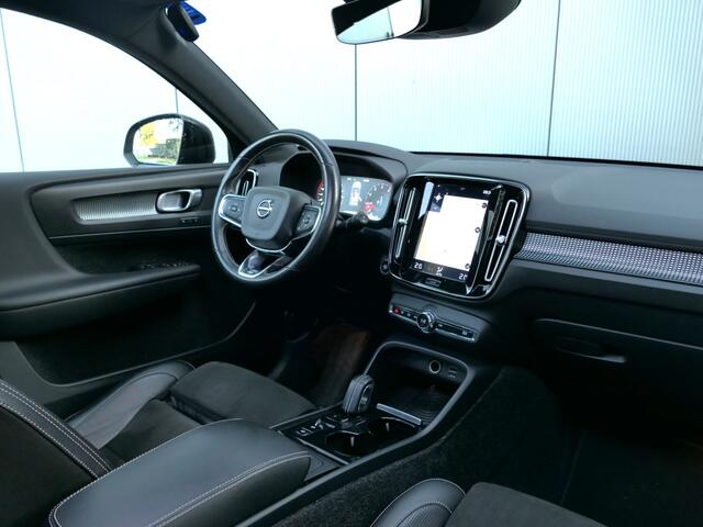 Volvo XC40 2.0 T5 AWD R-Design Panoramadak / Trekhaak / 360° camera – foto 3