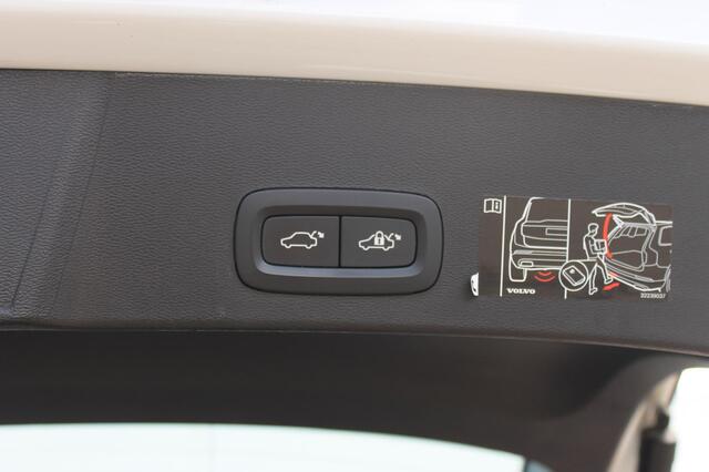 Volvo XC40 T4 211PK Automaat Recharge Inscription Expression Lederen bekleding / Cruise Control / DAB+ / Apple Carplay / 19" lm velgen / Navigatie – foto 10