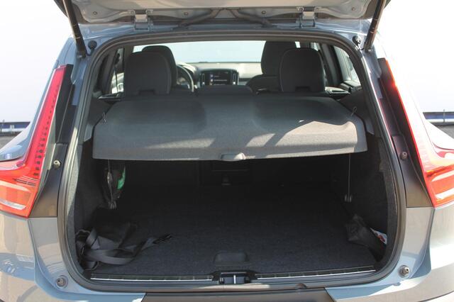Volvo XC40 T4 211PK Automaat Recharge Inscription Expression Cruise control / DAB audio / Apple Carplay / Climate Control / Keyless entry – foto 4