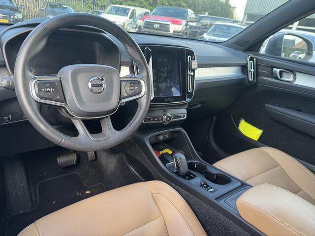 Volvo XC40 2.0 D4 AWD R-Design B – foto 10