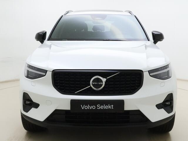 Volvo XC40 B4 211pk Plus Dark / 20'' / 360 Camera / Trekhaak / Pixel Koplampen / Panoramadak / Nubuck / El. Stoelen / Harman&Kardon Audio / Noodreservewiel / ACC / BLIS / Stoel + Stuurw. Verwarming / – foto 5