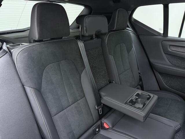 Volvo XC40 B4 211pk Plus Dark / 20'' / 360 Camera / Trekhaak / Pixel Koplampen / Panoramadak / Nubuck / El. Stoelen / Harman&Kardon Audio / Noodreservewiel / ACC / BLIS / Stoel + Stuurw. Verwarming / – foto 6