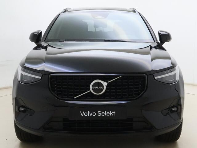 Volvo XC40 B4 211pk Plus Dark / 20'' / Pixel Koplampen / Panoramadak / Getint Glas / Nubuck / 360 Camera / El. Stoelen / Noodreservewiel / Trekhaak / Stoel + Stuuw. Verwarming / – foto 5