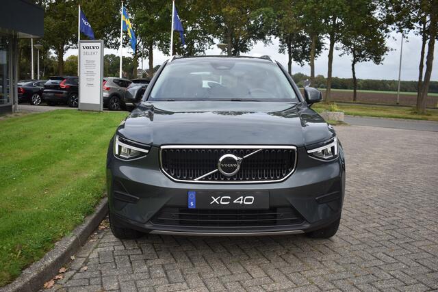 Volvo XC40 B3 Core | Leder | ACC | Stoel stuurwiel verwarmd | Camera + PDC | – foto 2