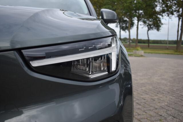 Volvo XC40 B3 Core | Leder | ACC | Stoel stuurwiel verwarmd | Camera + PDC | – foto 3