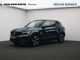 Volvo XC40 2.0 B4 Plus Dark / Trekhaak / Pan. dak /