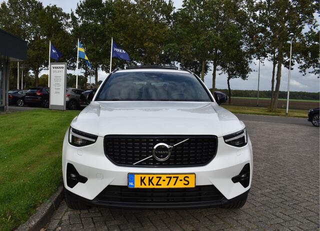 Volvo XC40 B4 Plus Dark | ACC | Trekhaak | Schuif/kanteldak | Stoel + Stuur verwarmd | BLIS | Nubuck | El. Stoelen | – foto 2