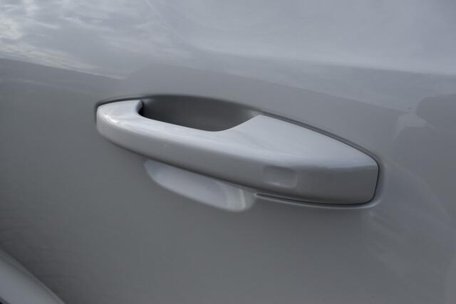 Volvo XC40 B4 Plus Dark | ACC | Trekhaak | Schuif/kanteldak | Stoel + Stuur verwarmd | BLIS | Nubuck | El. Stoelen | – foto 6