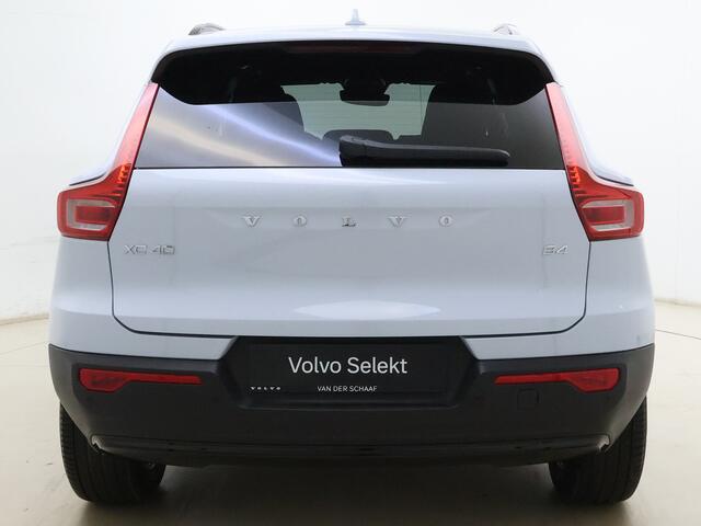 Volvo XC40 B4 211pk Plus Dark / Nubuck / Elektr. Stoelen / Panoramadak / Trekhaak / Harman&Kardon Audio / Getint Glas / ACC / BLIS / Keyless / Stoel + Stuurw. Verwarming / PDC + Camera / Noordreservewiel / – foto 7