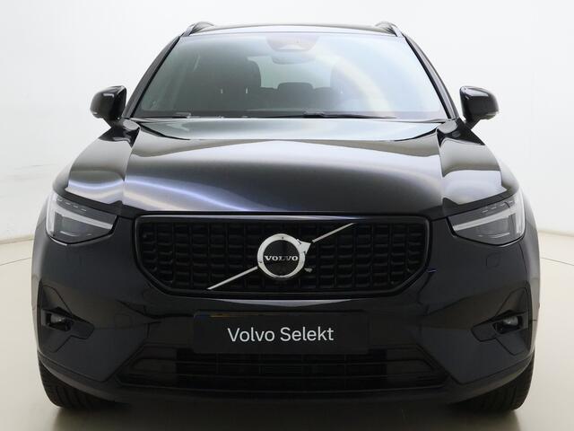 Volvo XC40 B4 211pk Plus Dark / 20'' / Pixel Koplampen / Panoramadak / Getint Glas / Nubuck / 360 Camera / El. Stoelen / Noodreservewiel / Trekhaak / Stoel + Stuuw. Verwarming / – foto 5
