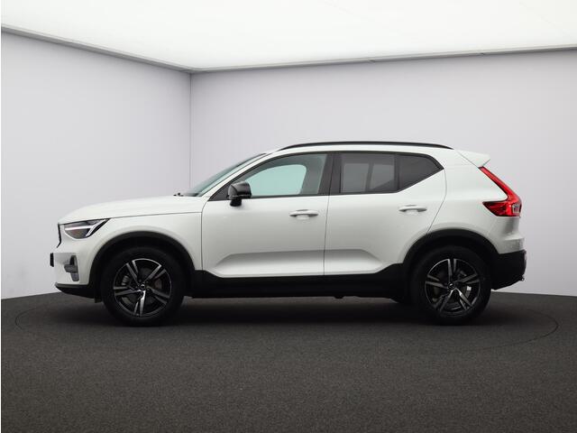 Volvo XC40 2.0 B4 Plus Dark / Trekhaak / Stoel+stuur+voorruitverwarming / Privacy glass / Harman Kardon – foto 4