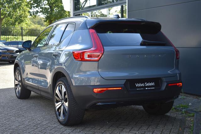 Volvo XC40 Recharge Plus 70 kWh l Adaptieve cruise control l Elektrische achterklep l BLIS l Keyless entry & start l Verwarbare voorstoelen & stuur l Warmtepomp l Google navigatie l 4-voudig elektrische lendensteun l 19 Inch Lichtmetalen velgen l – foto 2