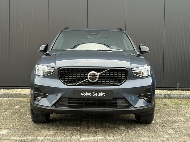 Volvo XC40 2.0 B4 Plus Dark / Stuur- Stoelverwarming / Trekhaak / Harman Kardon / All-Season banden / Apple Carplay / Android Auto / Adaptieve Cruise Control / Blis / – foto 9