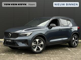 Volvo XC40 2.0 B4 Plus Dark / Stuur- Stoelverwarmin