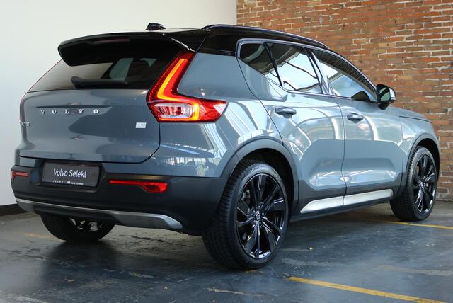 Volvo XC40 Recharge P8 AWD R-Design | Panoramadak | Semi-Electrische Wegklapbare Trekhaak | Harman Kardon Premium Audio | 360° Parkeercamera | Parkeersensoren voor + achter | Stoelverwarming | 20'' Lichtmetalen velgen | Google infotainment | – foto 3