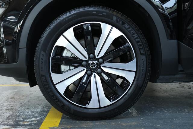 Volvo XC40 Recharge Twin Ultimate 78 kWh | Panoramadak | Electrische bedienbare voorstoelen | Stoelverwarming | Stuurwielverwarming | 4-seizoenenbanden | Google infotainment | Parkeersensoren voor + achter | Parkeercamera | – foto 8