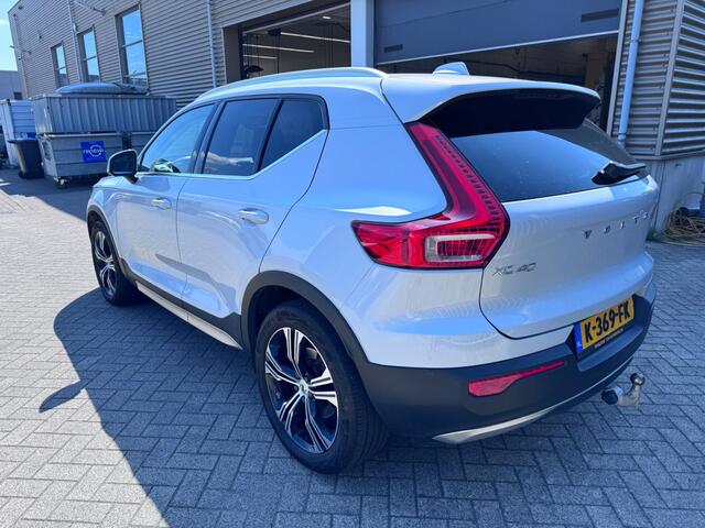 Volvo XC40 2.0 B4 AWD R-Design | Schuifdak | Standkachel | Trekhaak | Full option! – foto 5