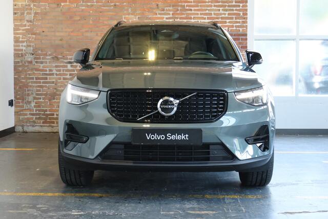 Volvo XC40 B4 Plus Dark |Semi-Electrische Wegklapbare Trekhaak | Verwarmbare voorstoelen | achterbank en voorruit | Adaptieve cruise control | Premium audio by Harman Kardon | Apple carplay/Android auto | Privacy Glass – foto 5
