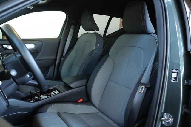 Volvo XC40 B4 Plus Dark |Semi-Electrische Wegklapbare Trekhaak | Verwarmbare voorstoelen | achterbank en voorruit | Adaptieve cruise control | Premium audio by Harman Kardon | Apple carplay/Android auto | Privacy Glass – foto 10