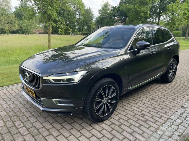 Volvo XC60 2.0 T8 Twin Engine AWD Inscription Pano, Luchtvering, Head-up, 360 Graden Camera
