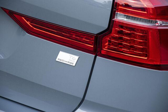 Volvo XC60 2.0 RECHARGE T6 AWD PLUS BRIGHT