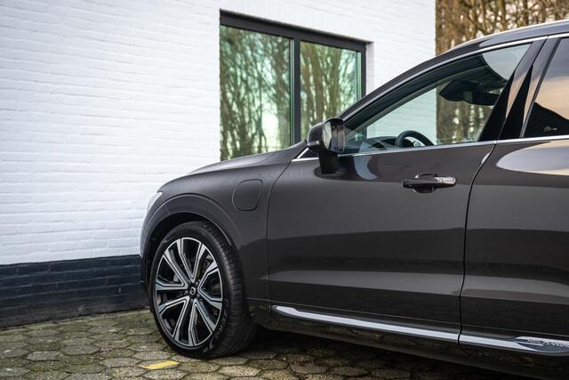 Volvo XC60 2.0 T6 AWD Inscription Facelift B&W Four-C Pano