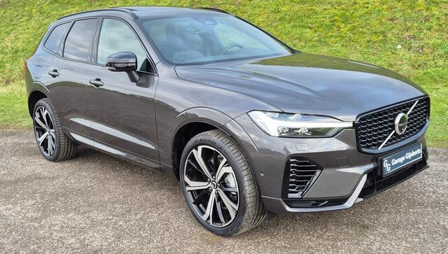 Volvo XC60 2.0 T8 Plug-in hybrid AWD Ultra Dark 360 Camera - 21 Inch licht metaal - Leder pakket - Privacy Glas