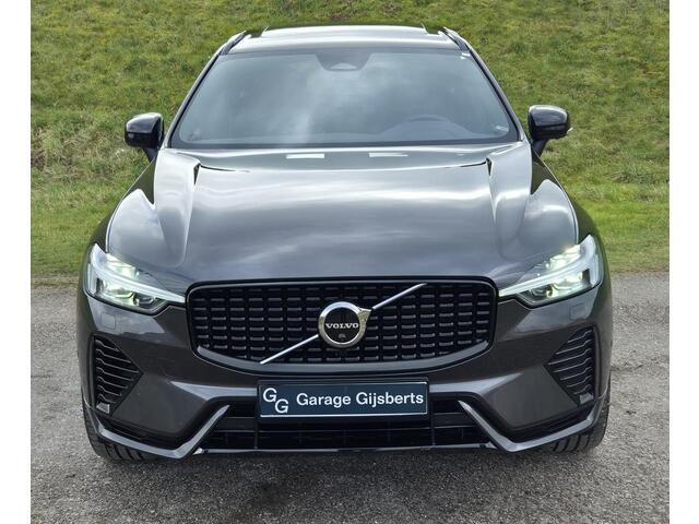 Volvo XC60 2.0 T6 Plug-in hybrid AWD R-Design 21 Inch Licht metaal - 360 Camera - Harman Kardon Sound