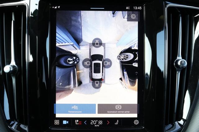 Volvo XC60 T8 Recharge AWD Ultimate Dark - LONG RANGE - Panorama/schuifdak - IntelliSafe Assist & Surround - 360º Camera - Verwarmde voorstoelen, stuur & achterbank - Parkeersensoren voor & achter - Elektr. bedienb. voorstoelen met geheugen - Draadloze tel. lader - 