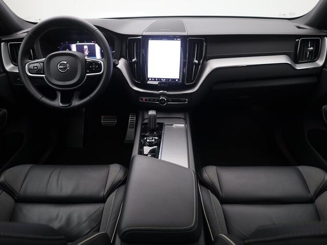 Volvo XC60 2.0 T8 AWD Polestar Engineered | FACELIFT | PANO | 360º | H&K | STOEL- EN STUURVERW. | TREKHAAK