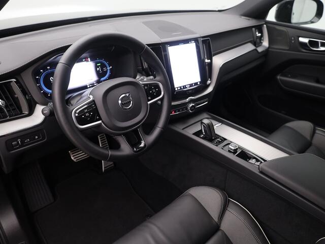 Volvo XC60 2.0 T8 AWD Polestar Engineered | FACELIFT | PANO | 360º | H&K | STOEL- EN STUURVERW. | TREKHAAK