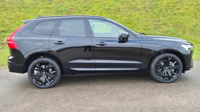 Volvo XC60 2.0 T8 Plug-in hybrid AWD Ultra Black Edition Lucht vering - Bowers Wilkins Sound - 360 Camera - 21"Inch - Alarm - Privacy Glas - Massage stoelen - Gelamineerde ruiten