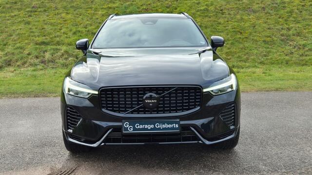 Volvo XC60 2.0 T8 Plug-in hybrid AWD Ultra Black Edition Lucht vering - Bowers Wilkins Sound - 360 Camera - 21"Inch - Alarm - Privacy Glas - Massage stoelen - Gelamineerde ruiten
