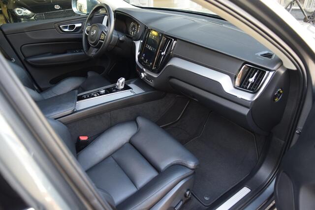 Volvo XC60 T8 Twin Engine AWD Inscription met Pano/Led/Leder Volvo XC60 2.0 T8 Twin Engine AWD Inscription