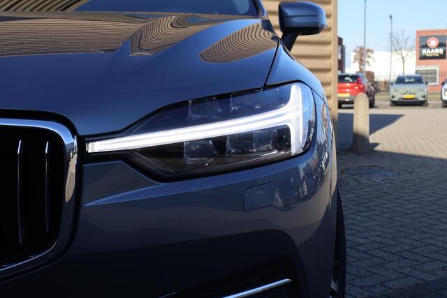 Volvo XC60 2.0 Recharge T8 AWD Inscription Bowers & Wilkins | BLIS