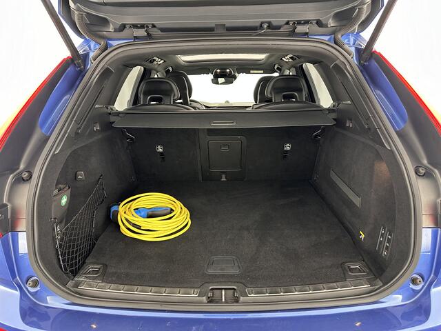 Volvo XC60 2.0 T8 Twin Engine AWD Inscription Aut. *PANO | LEATHER-MICROFIBRE | FULL-LED | BOWERS&WILKINS | DIGI-COCKPIT | MEMORY-PACK | TOP-VIEW | DIGI-COCKPIT | NAVI-FULLMAP | AIR-SUSPENSION | SPORT-SEATS | 21''ALU | ECC | PDC | TOWBAR