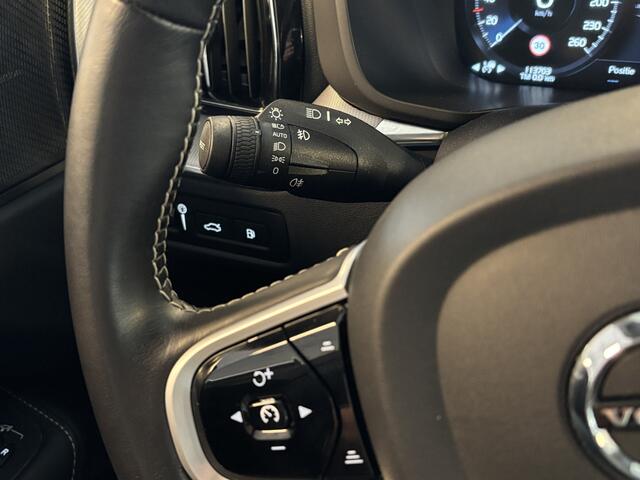 Volvo XC60 T8 Recharge AWD R-Design / Panoramadak / Leer / Apple Carplay / Dab / HK / BLIS / Adapt cruise / Pilot ass / Stuur- en Stoelverw - Elek Trekhaak -