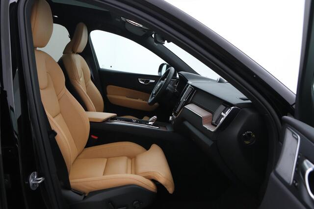Volvo XC60 T8 Plug-in hybrid Ultra Dark | Long Range | Luchtvering | Bowers&Wilkins | Massage+Ventilatie | 21 Inch | 360° Camera