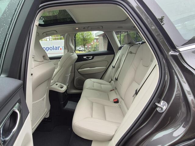 Volvo XC60 2.0 T6 Plug-in hybrid AWD Core Bright Long Range/Trekhaak/Panodak etc.