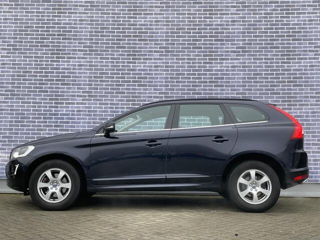 Volvo XC60 2.0 T5 FWD Polar | Trekhaak | Standkachel | Stoelverwarming | Navigatie | Xenon | Verwamde Voorruit | Parkeersensoren achter |