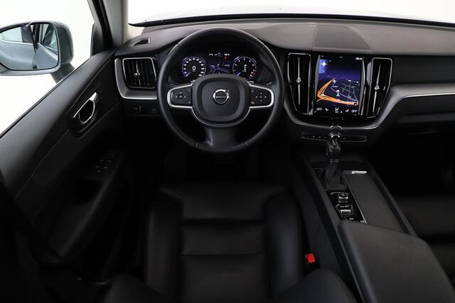 Volvo XC60 T5 AUT. MOMENTUM -LEDER|PARK-ASSIST|CAMERA V+A|VERW.VOORSTOELEN|ALARM KLASSE III|TREKHAAK