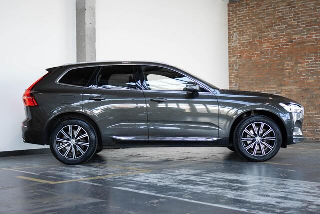 Volvo XC60 B5 Automaat Business Pro | 360° parkeercamera | Adaptive cruise control | BLIS | Stoelverwarming | Stuurwielverwarming | Navigatie | Maroon lederen bekleding | Comfortstoelen |