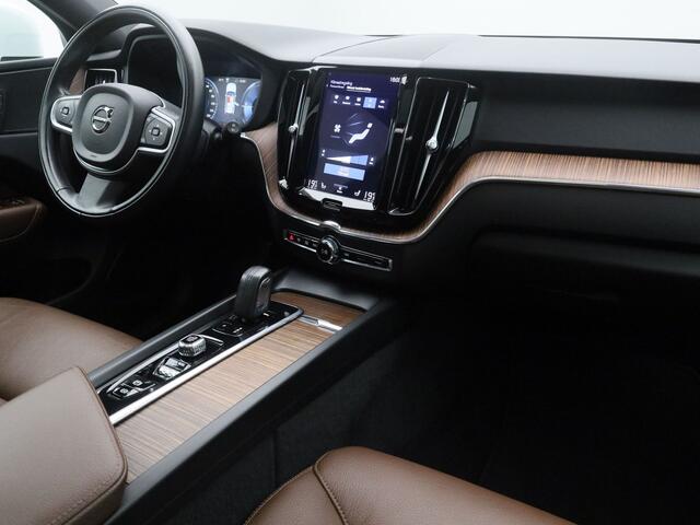 Volvo XC60 2.0 Recharge T6 AWD Business Pro | PANO | CAMERA | KEYLESS | STOEL- EN STUURVERW. | TREKHAAK