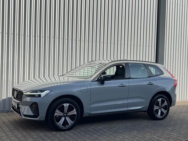 Volvo XC60 2.0 T6 AWD + Dark | Panorama Dak | Comfortstoelen | Google Nav