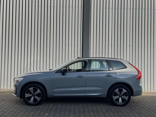 Volvo XC60 2.0 T6 AWD + Dark | Panorama Dak | Comfortstoelen | Google Nav