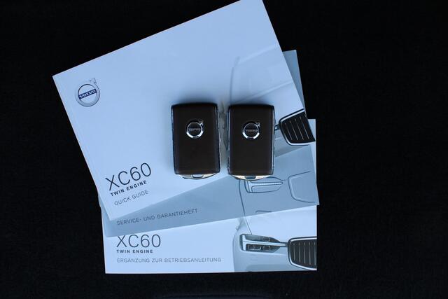 Volvo XC60 2.0 T8 Twin Engine AWD Inscription | Luchtvering | Bowers & Wilkins | 360 Camera | Stoelverkoeling