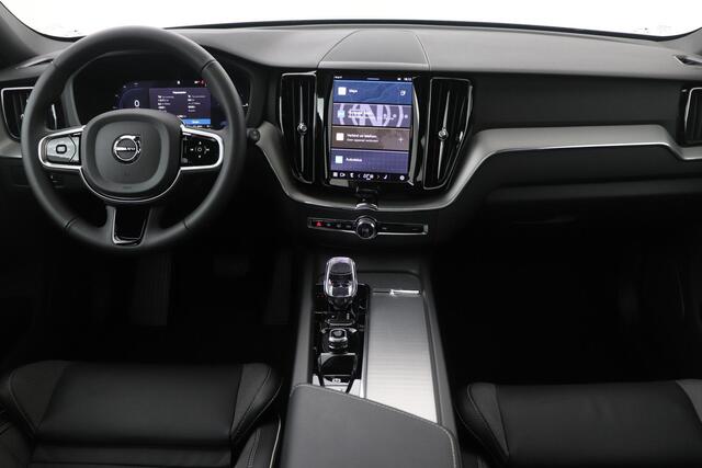 Volvo XC60 T6 Plug-in hybrid Plus Black Edition | Long Range | Stoel+Stuurverwarming | Panoramadak | Keyless | Camera | 21 Inch